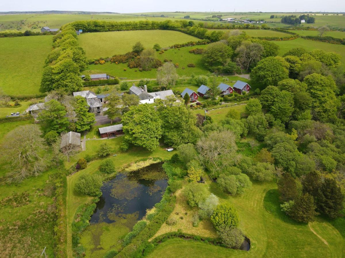 Ta Mill Cottages & Lodges - Meadowview Chalet 1 Launceston Bagian luar foto