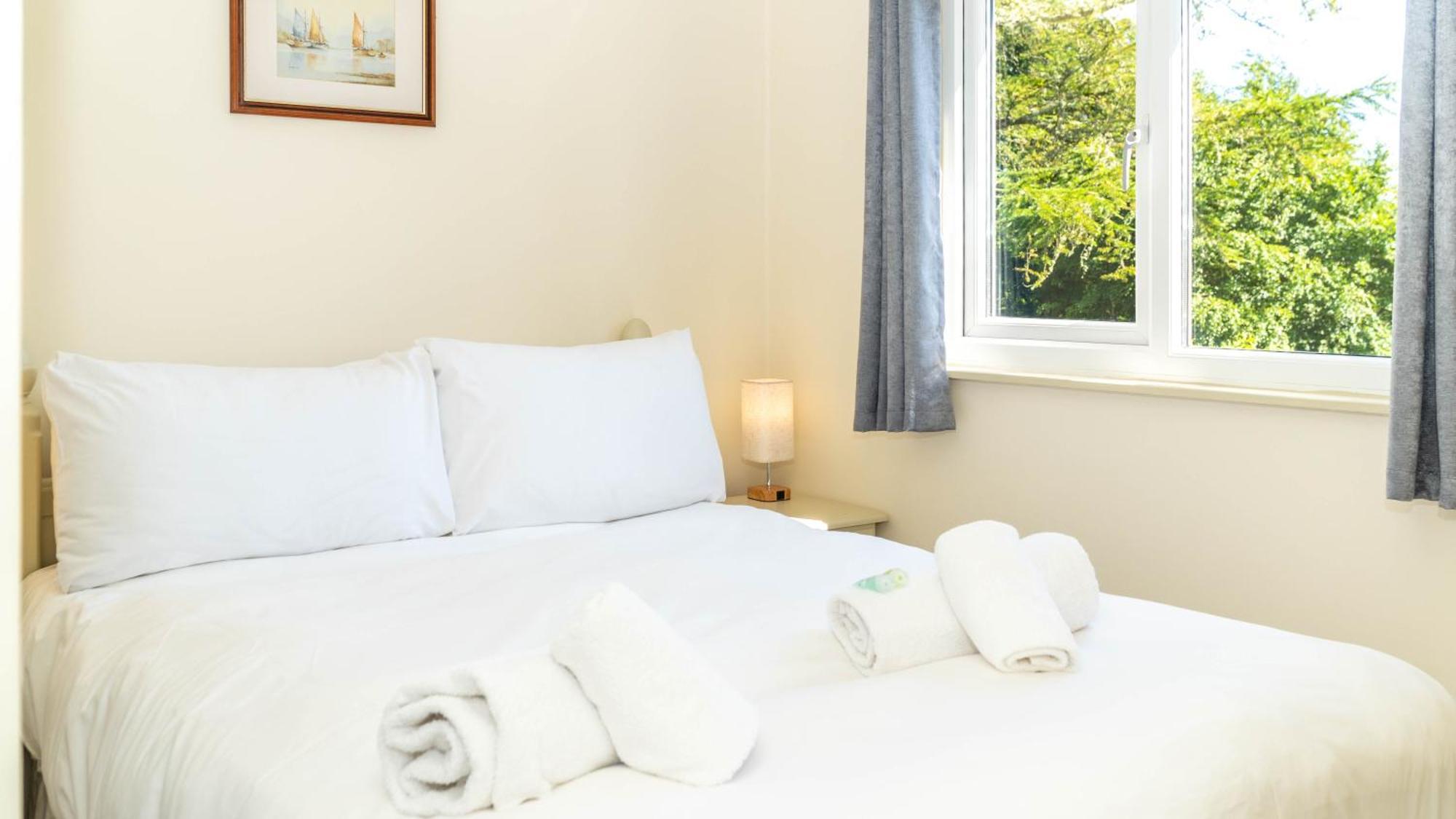 Ta Mill Cottages & Lodges - Meadowview Chalet 1 Launceston Bagian luar foto