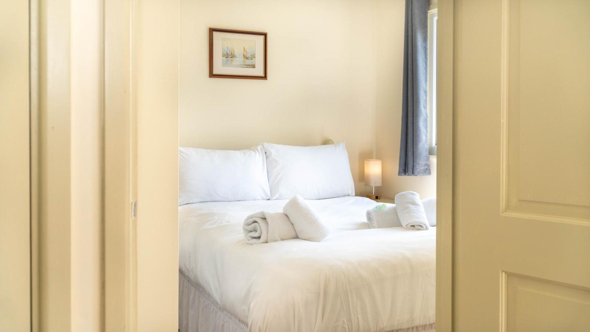 Ta Mill Cottages & Lodges - Meadowview Chalet 1 Launceston Bagian luar foto